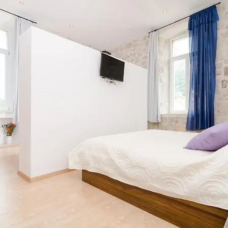 La Porta Heritage