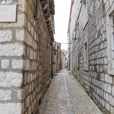 La Porta Heritage *
