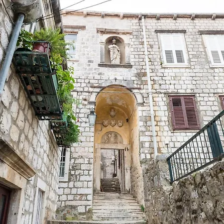 La Porta Heritage